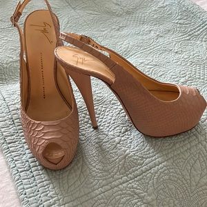 Giuseppe zanotti platform neutral snake texture stiletto